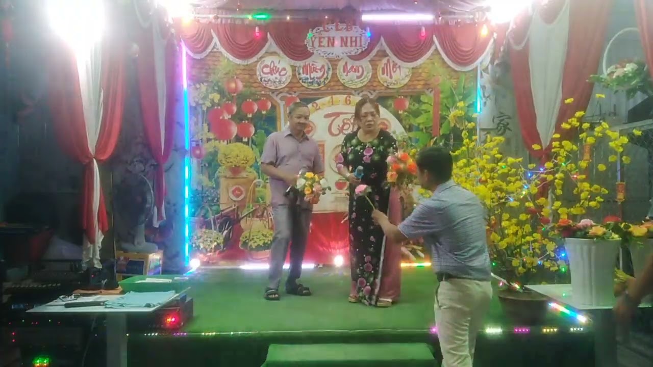 Ck hái trộm hoa rừng TB.mua sĩ nguyễn ngọc mai 