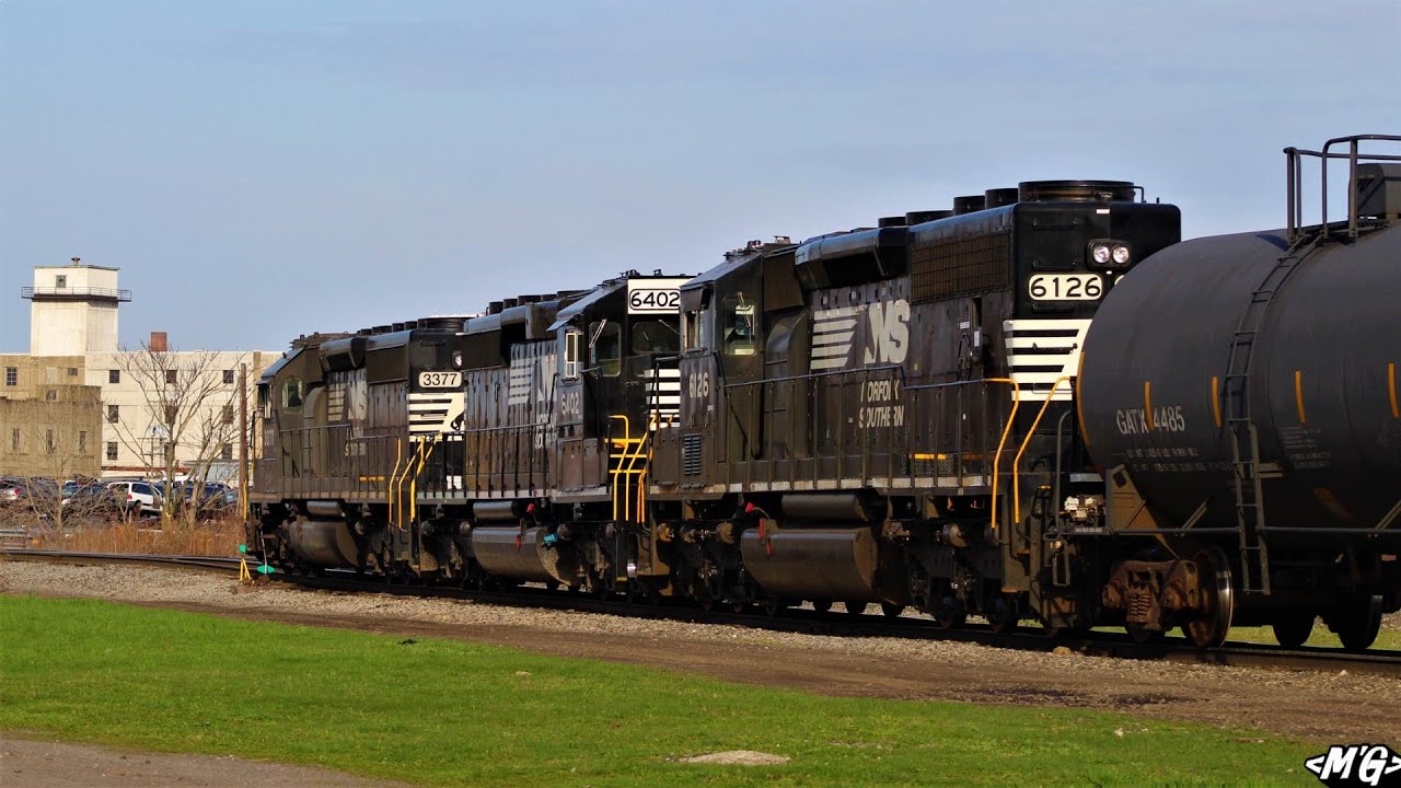 Ex-Norfolk & Western EMD in the Nickel City
