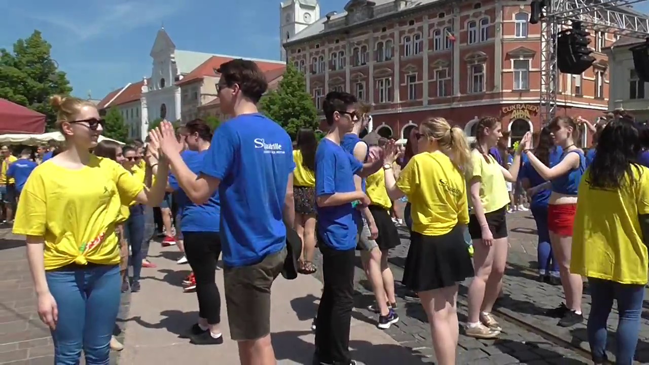 Štvorylka na Hlavnej v Košiciach / Quadrille on Main Street Košice 19.5.2017