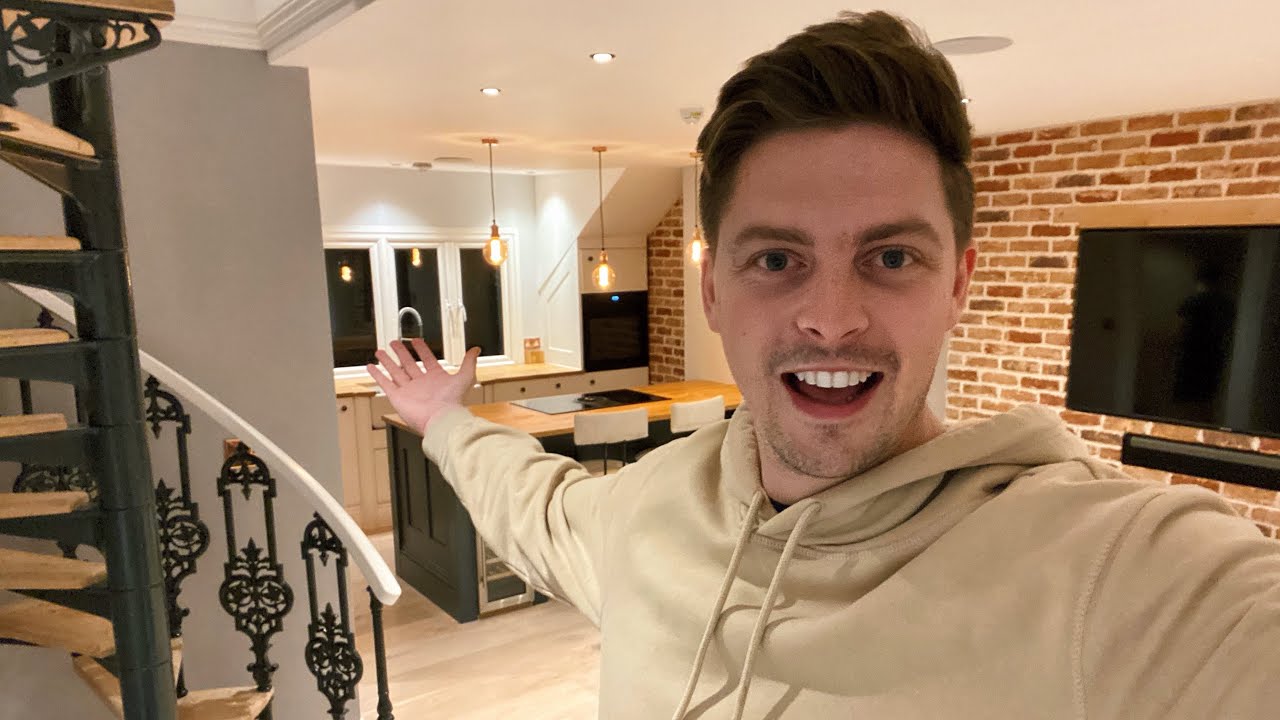 Dr Alex's flat renovation revealed!