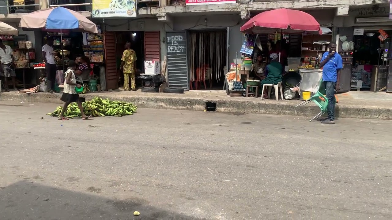 Adekunle Village in a hot afternoon 