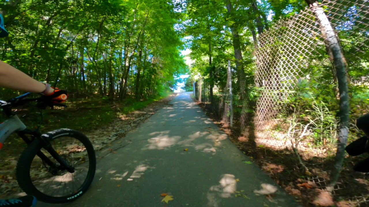 Salem Lake Afternoon Stroll