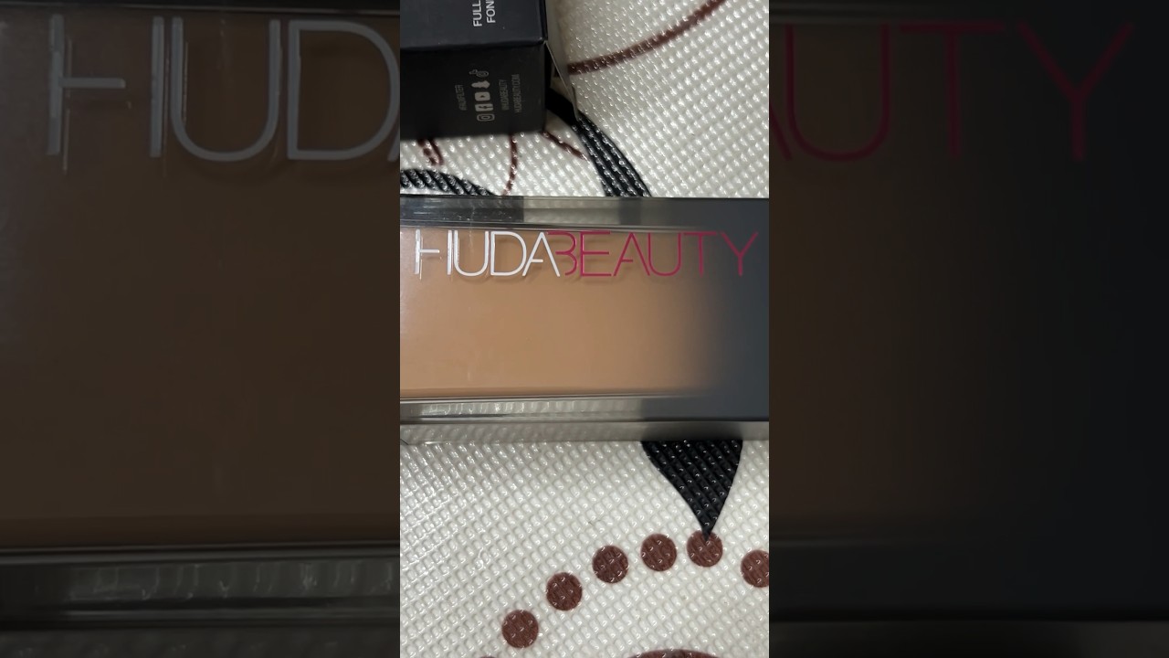 Huda Beauty Faux Filler Foundation. Ordered from Nykaa. Shade 300N Latte. #makeup #hudabeauty #viral