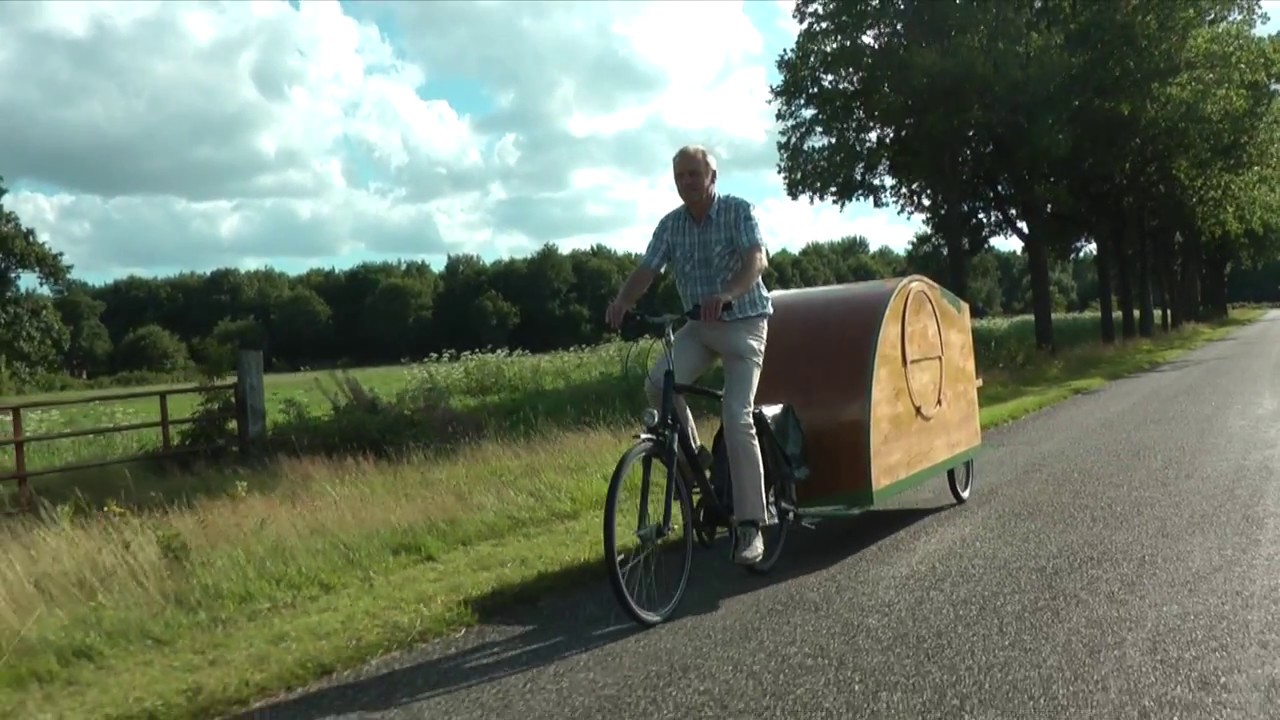 Bicycle caravan (English)