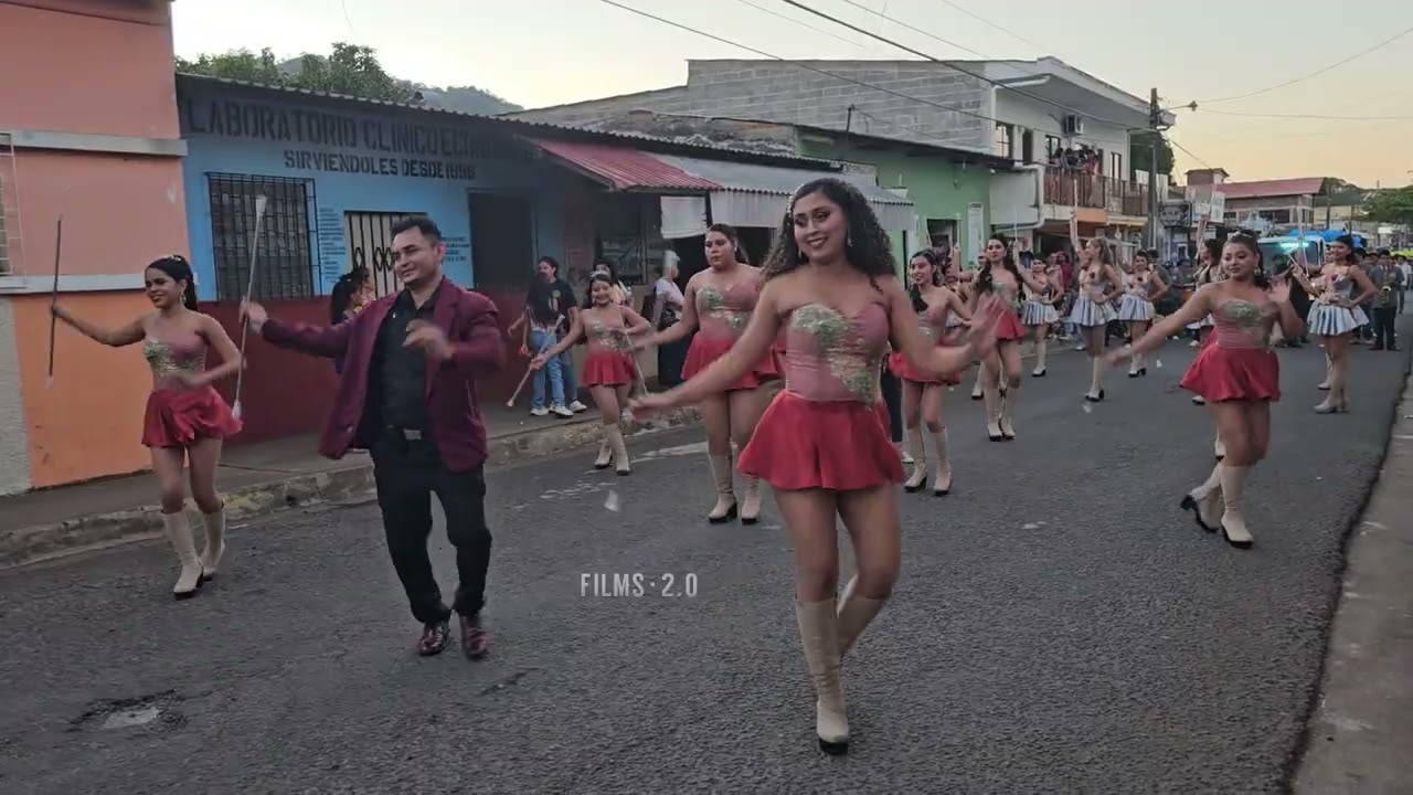  Ladies y Lions Music Band Internacional en San Julian 