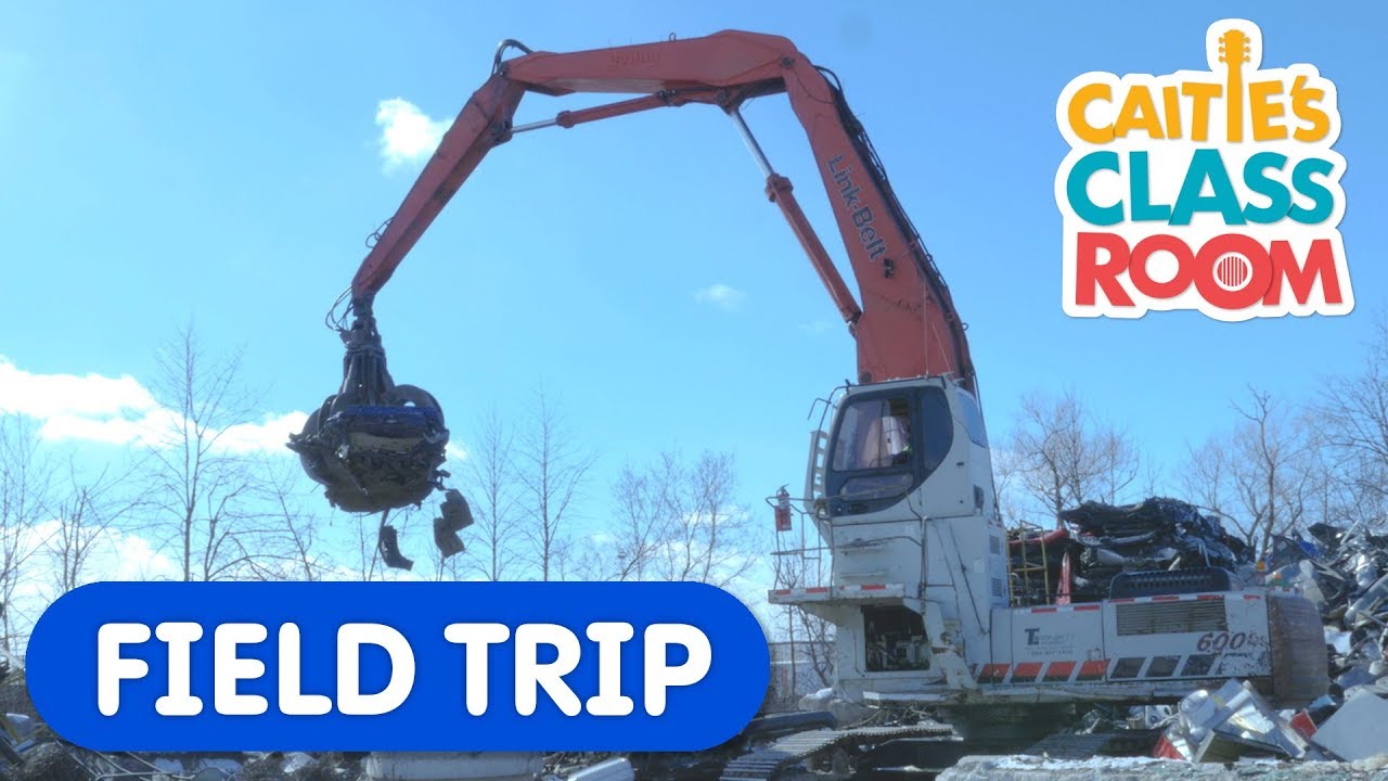 Giant Magnet Grapple Crushes Car! | Caitie's Classroom Field Trip | Construction Vehicles For Kids
