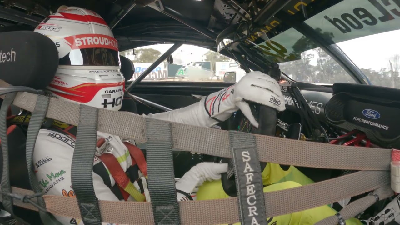 V8 Supercar Driver POV Raw Footage