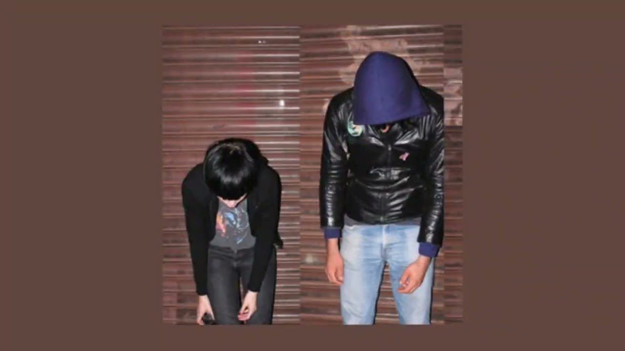 Crystal Castles - Magic Spells (sped up 1.2x)