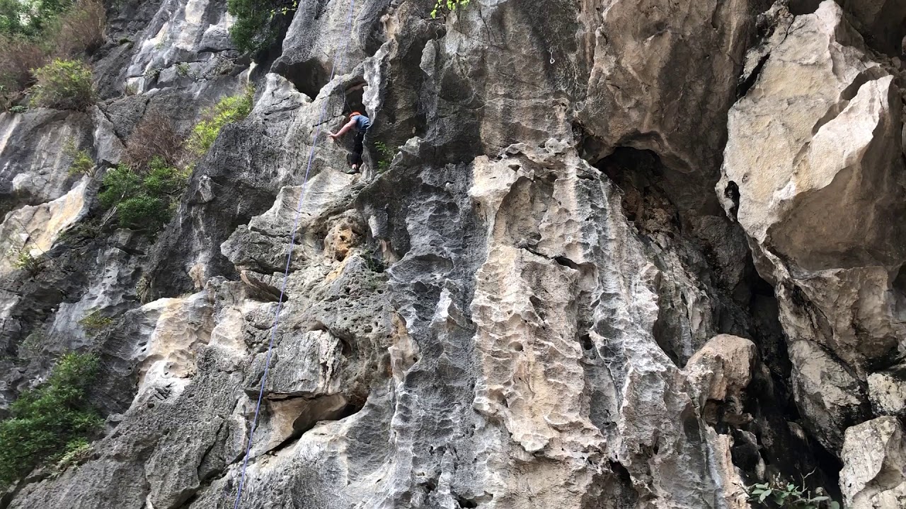 Moody Beach: Mao De (5a/5.8)
