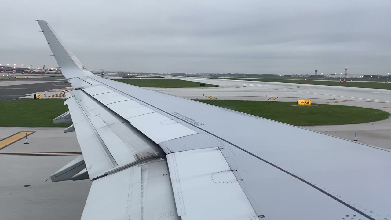 American Airlines A321 takeoff from Philadelphia