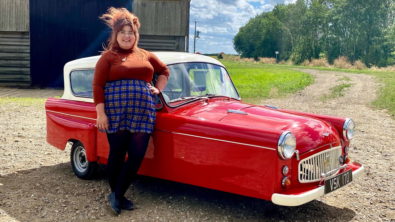 IDRIVEACLASSIC reviews: 60s Bond Mini Car Mark G (micro car/mini car review)