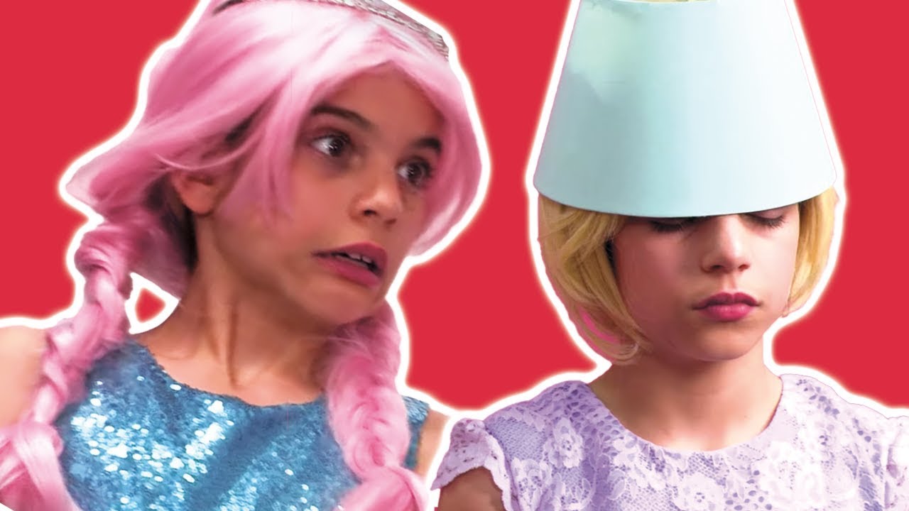 Esme is a LAMP? 🔦⭐1-Hour Compilation ⭐Princesses In Real Life | Kiddyzuzaa - WildBrain