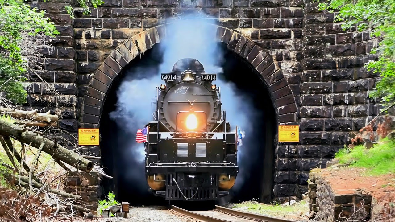Big Boy 4014 & Reading 2102 in Tunnels!! Once in a Lifetime (Coast to Coast Tour)