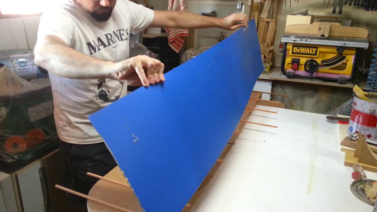 Colando Fórmica em MDF (gluing FORMICA on MDF)