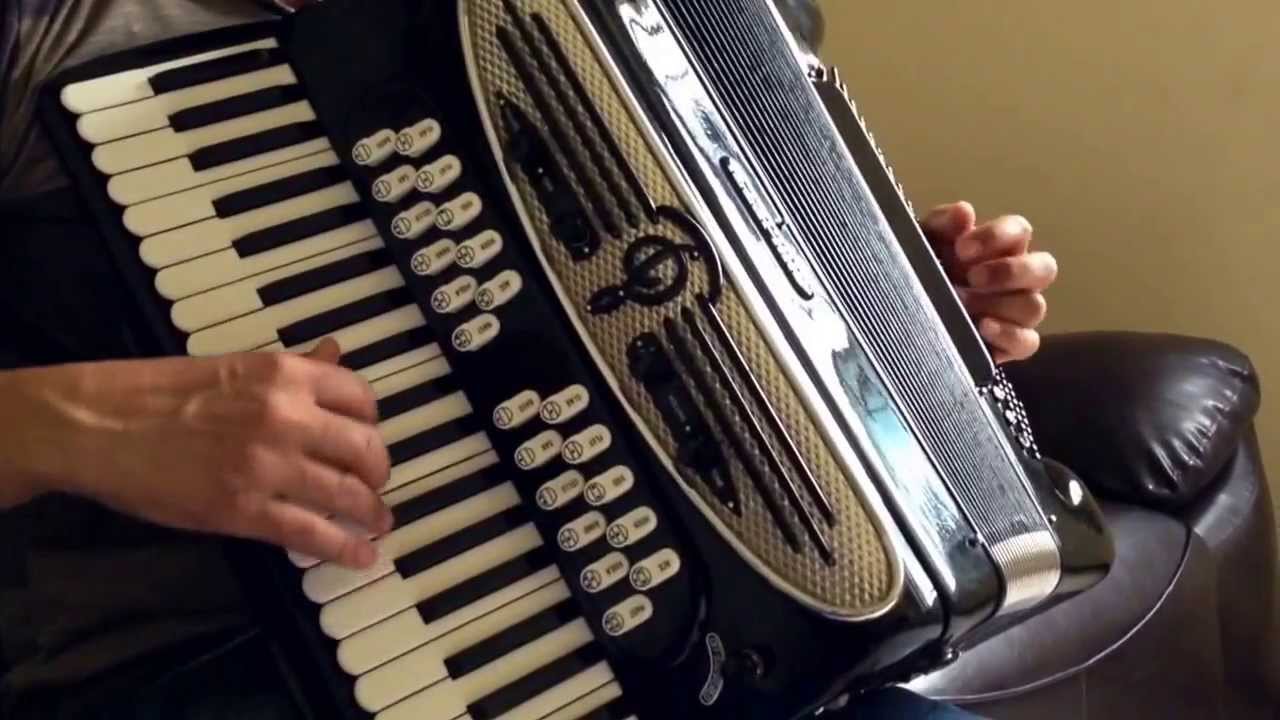 Giulietti Super Model (Accordion e Clarinet)