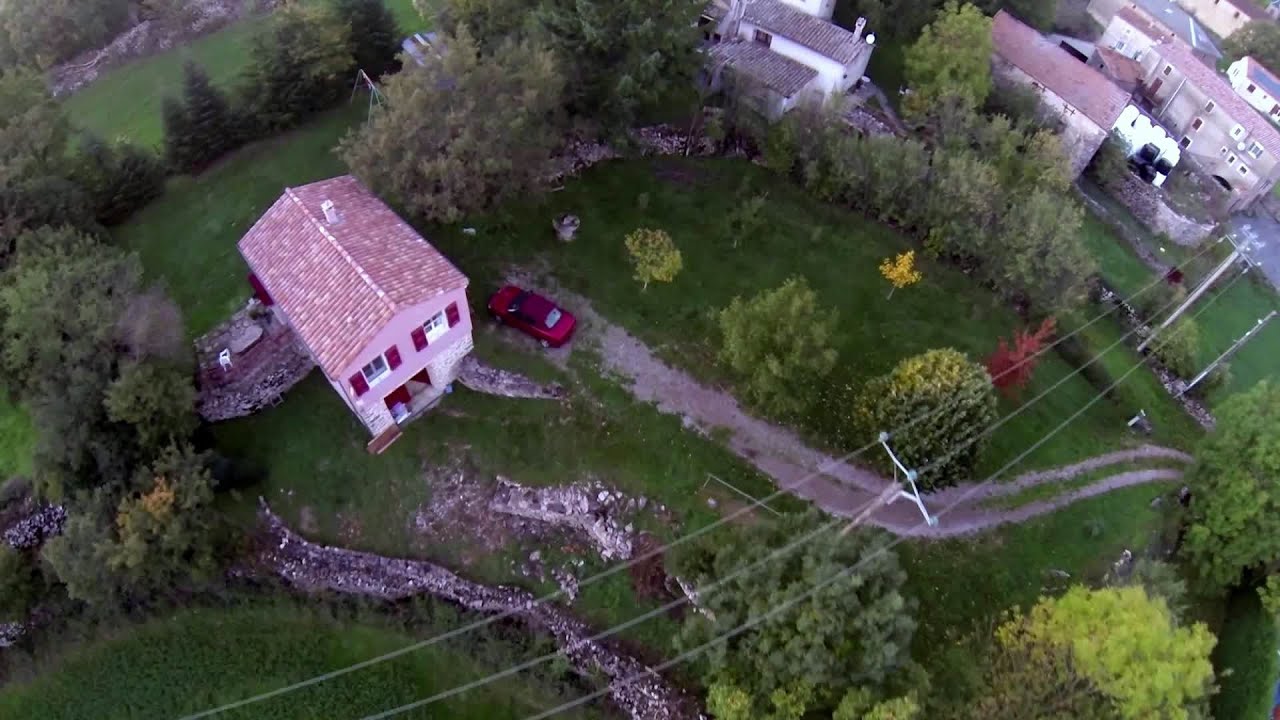 TBS Discovery Pro - smooth, FPV flight over French village