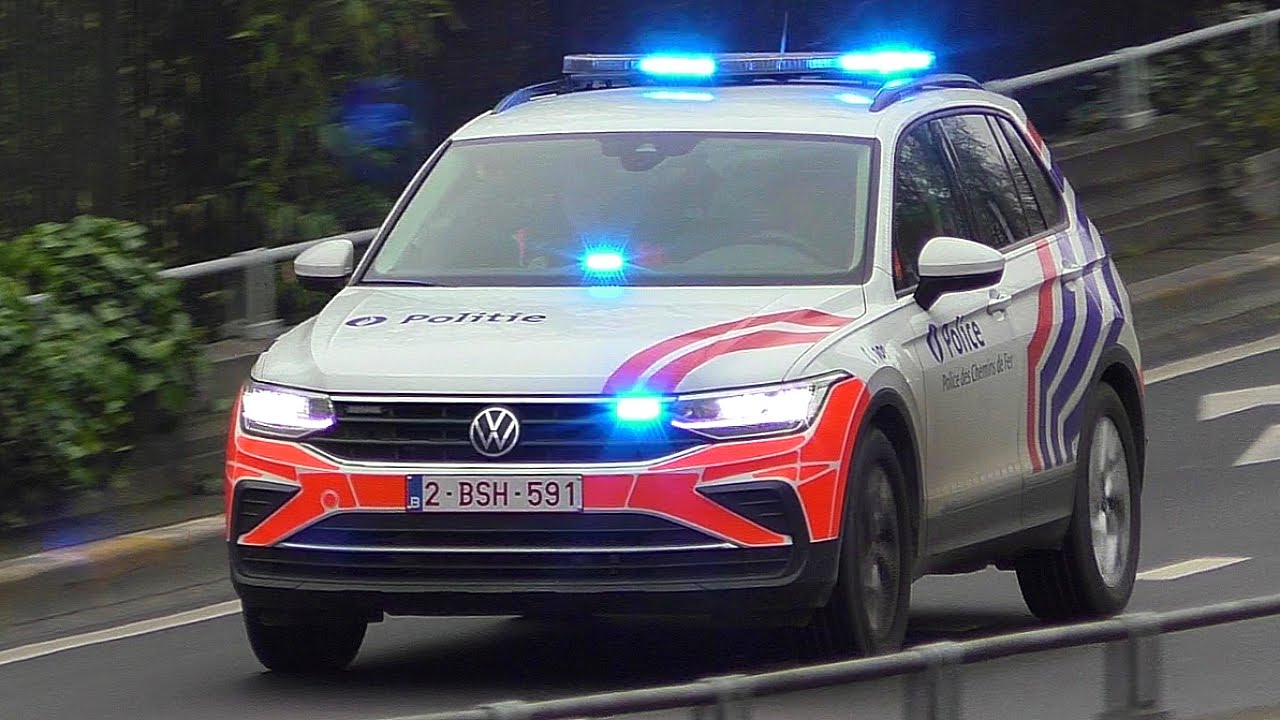 [New Volkswagen Tiguan Railway Police!] Brussels Emergency vehicles responding to different calls!