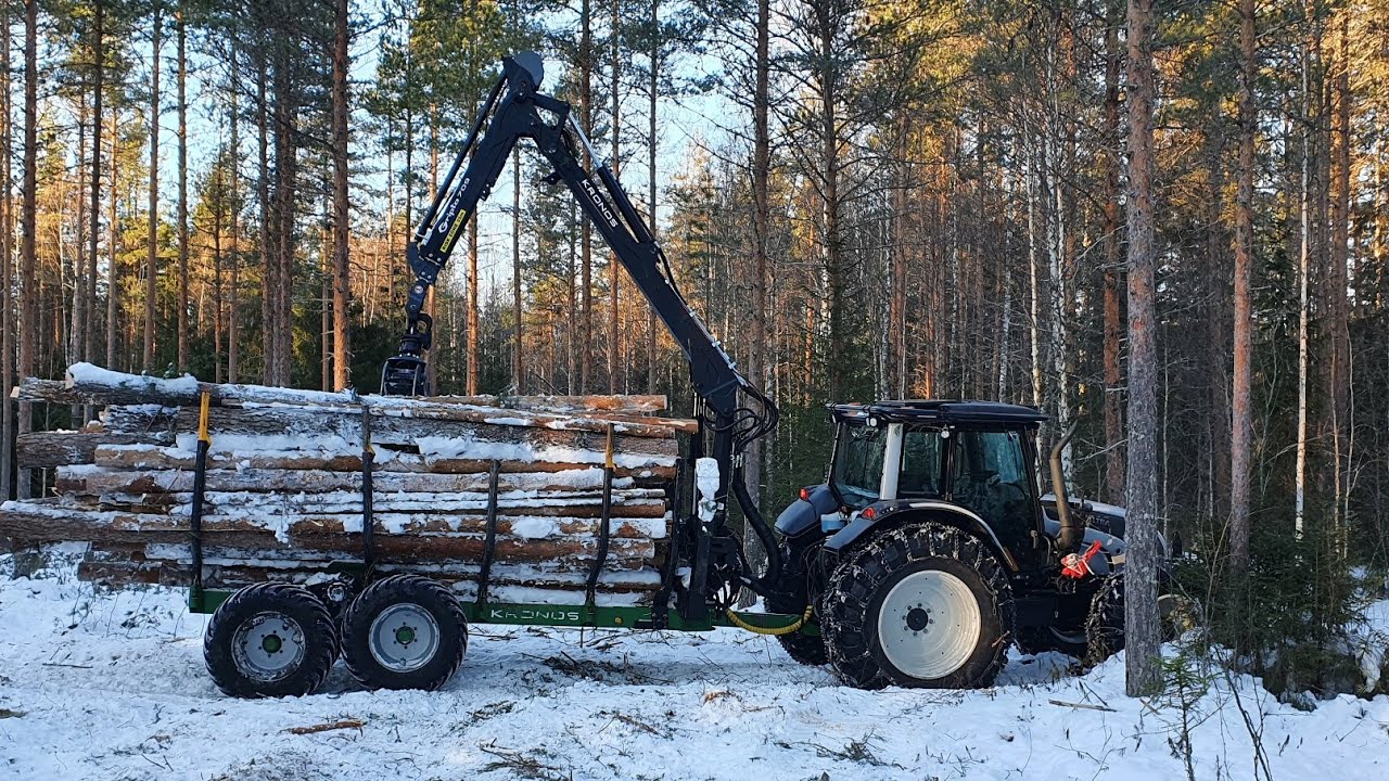 Suoharvennus Valtra & Kronos 709 gripto & 120 4wd