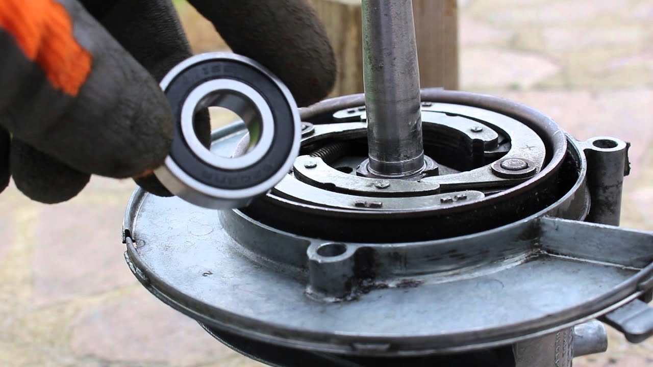 Remontage moteur 9 - Pose du roulement 6202