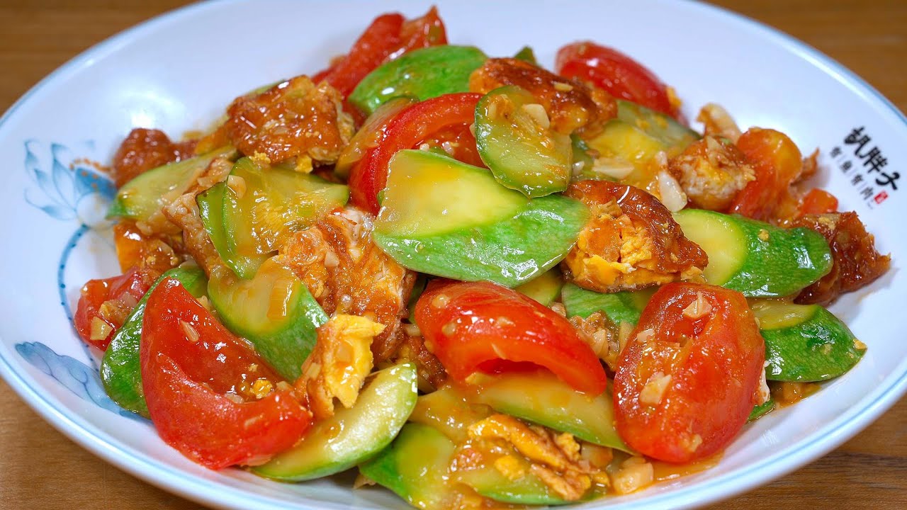 西葫芦直接下锅炒就错了，加几个鸡蛋，教你营养又好吃的做法，我家隔三差五做一顿#like #food #freefire #家常菜