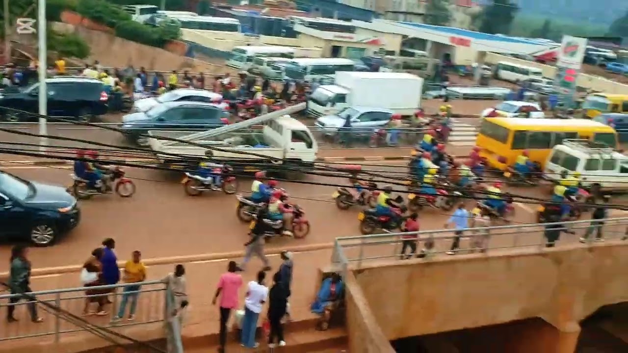 Imanuka ibaye iteye abantu benshi ubwoba