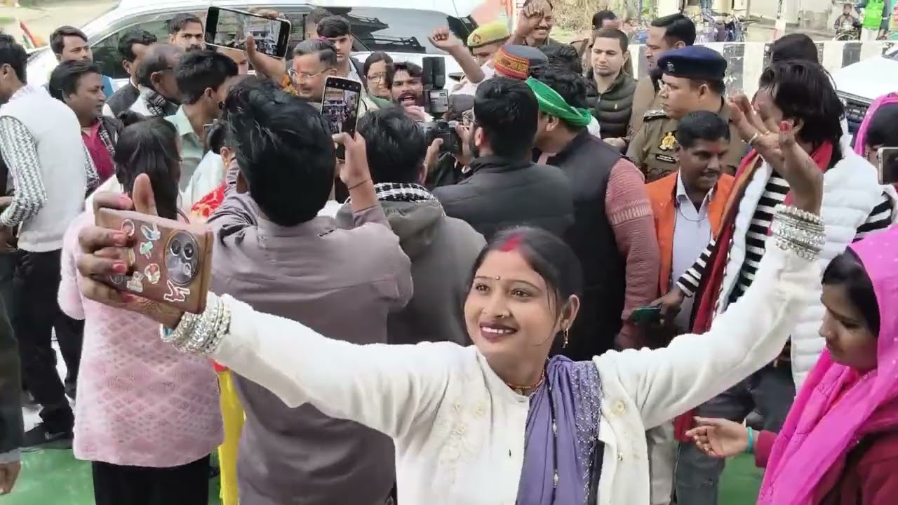 कल्याण समाज सेवा संस्था के कार्यालय उद्घाटन मा जयवीर सिंह कैबिनेट मंत्री जी और ममता राजपूतजी 