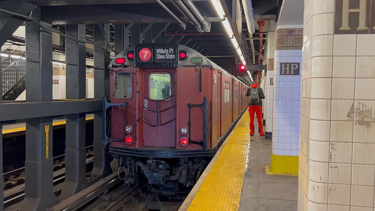 Redbirds running on the (7) Line in 2025!