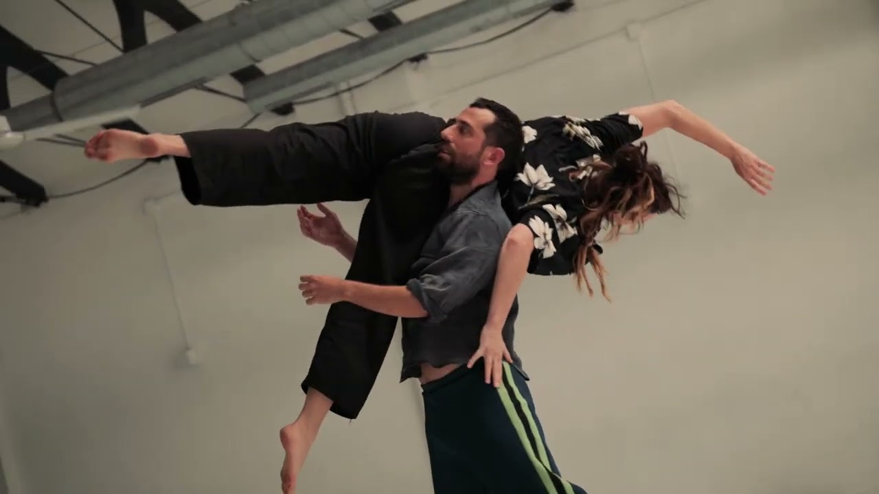 Contact Improvisation Dance
