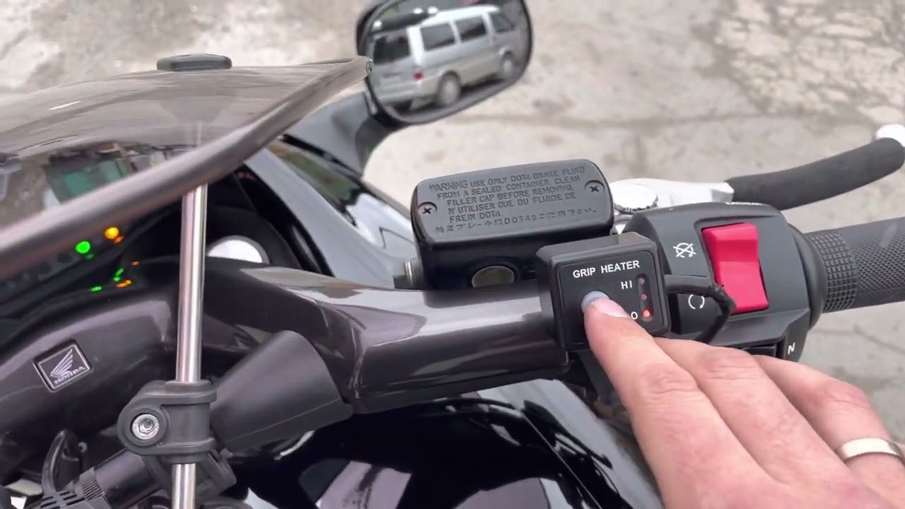 Honda DN-01 фирма Freshmoto.pro