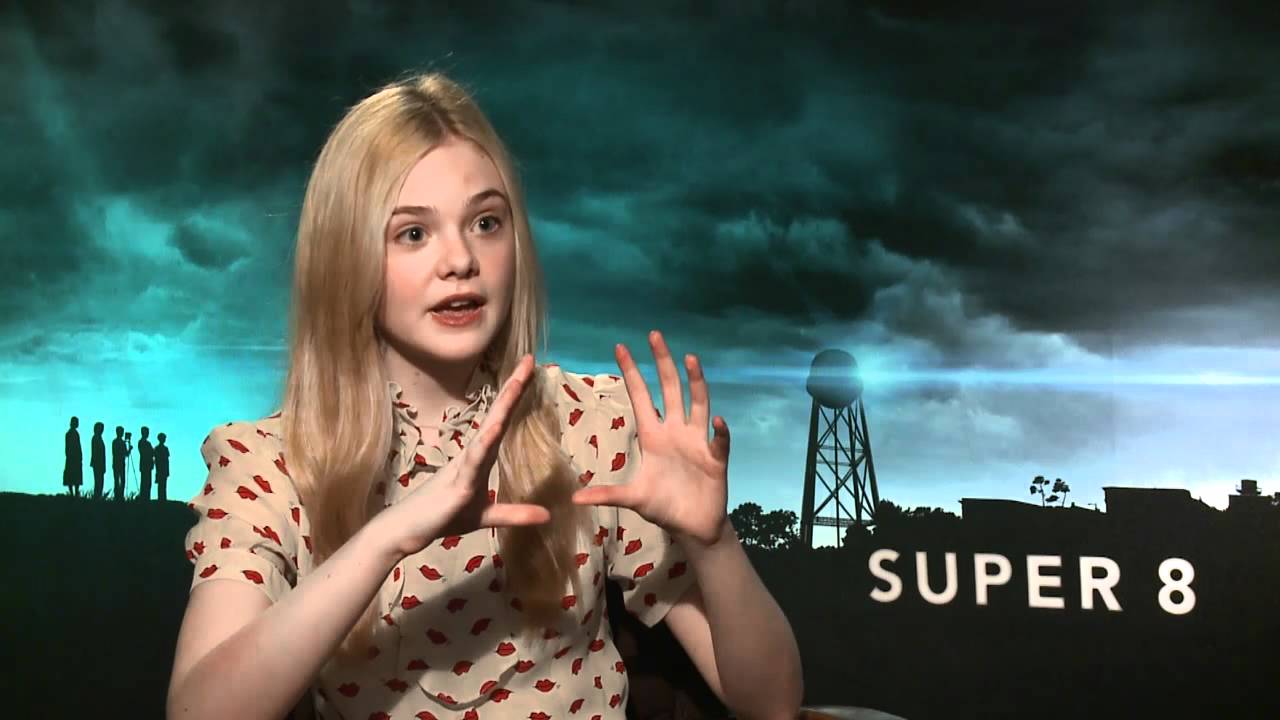 'Super 8' Interview: Elle Fanning