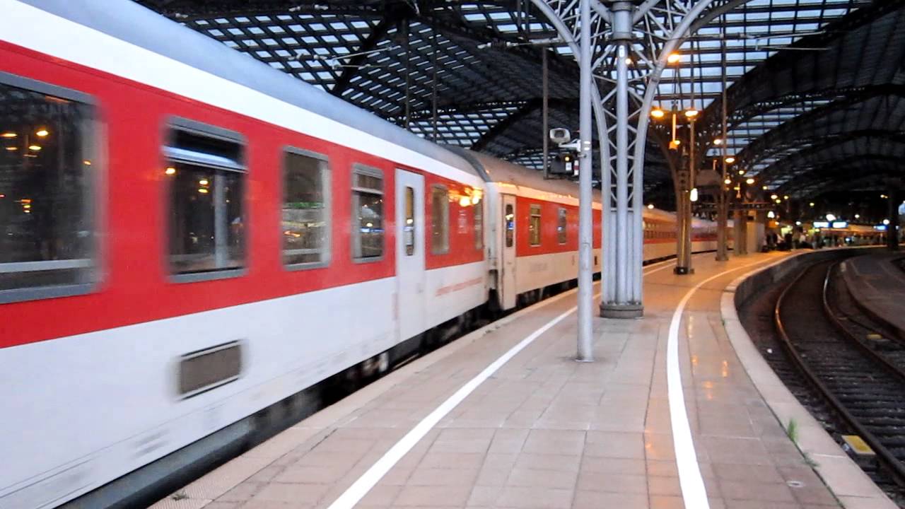 Citynightline 418 Pollux in Köln Hbf