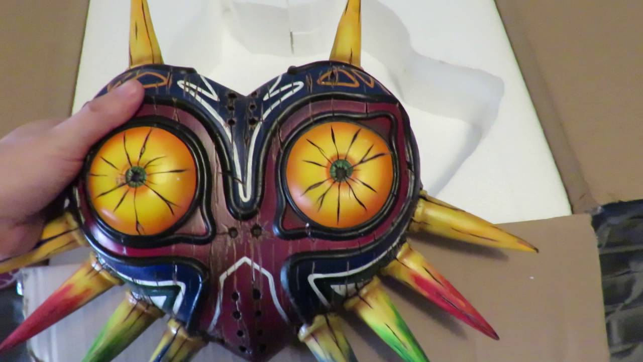 INSANE Majora's Mask Replica!