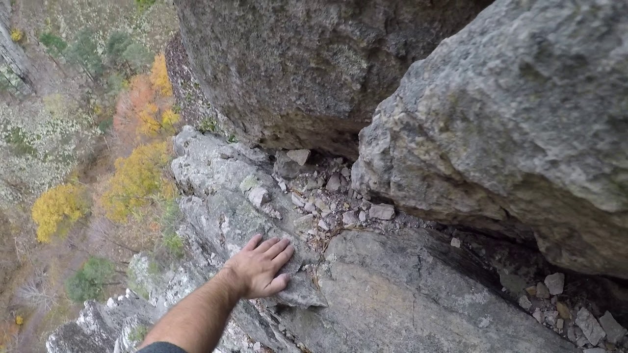 Skyline Traverse - Pitch 2 - (5.3)