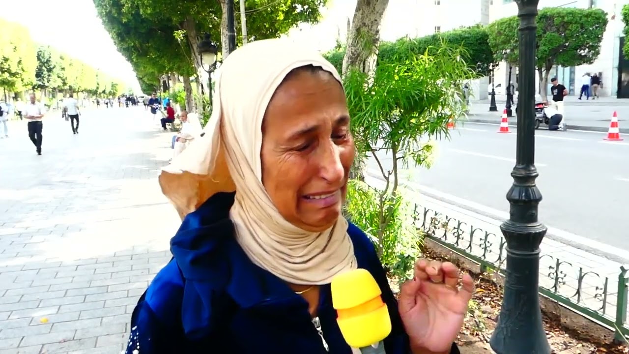 بنتي صغيرة دار بها زوجها تحبل منو وبعد يهرب عليها للجنوب ، أنا و بنتي  صرفت على العرس الكل 