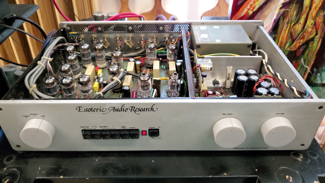 EAR (Esoteric Audio Research) the PreAmp, line stage