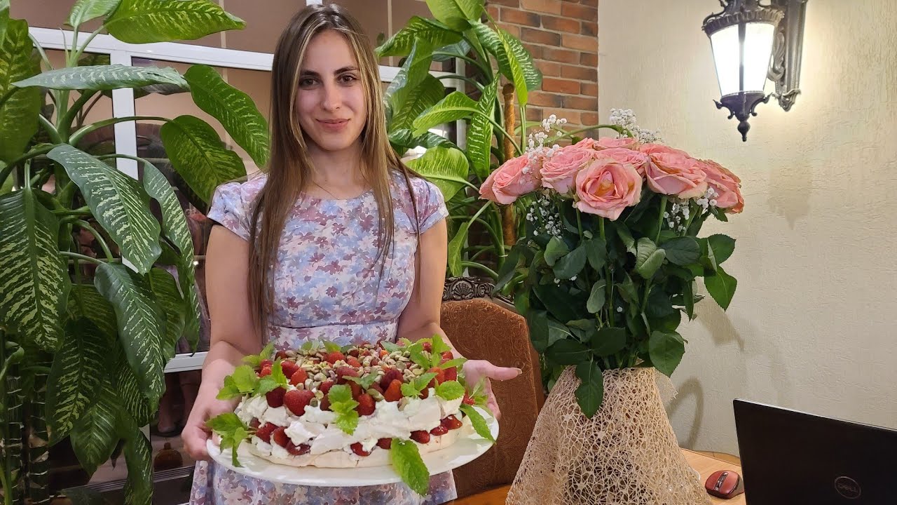 Отмечаем День Рождения Оли. Готовим вкусный торт и лимончелло.
