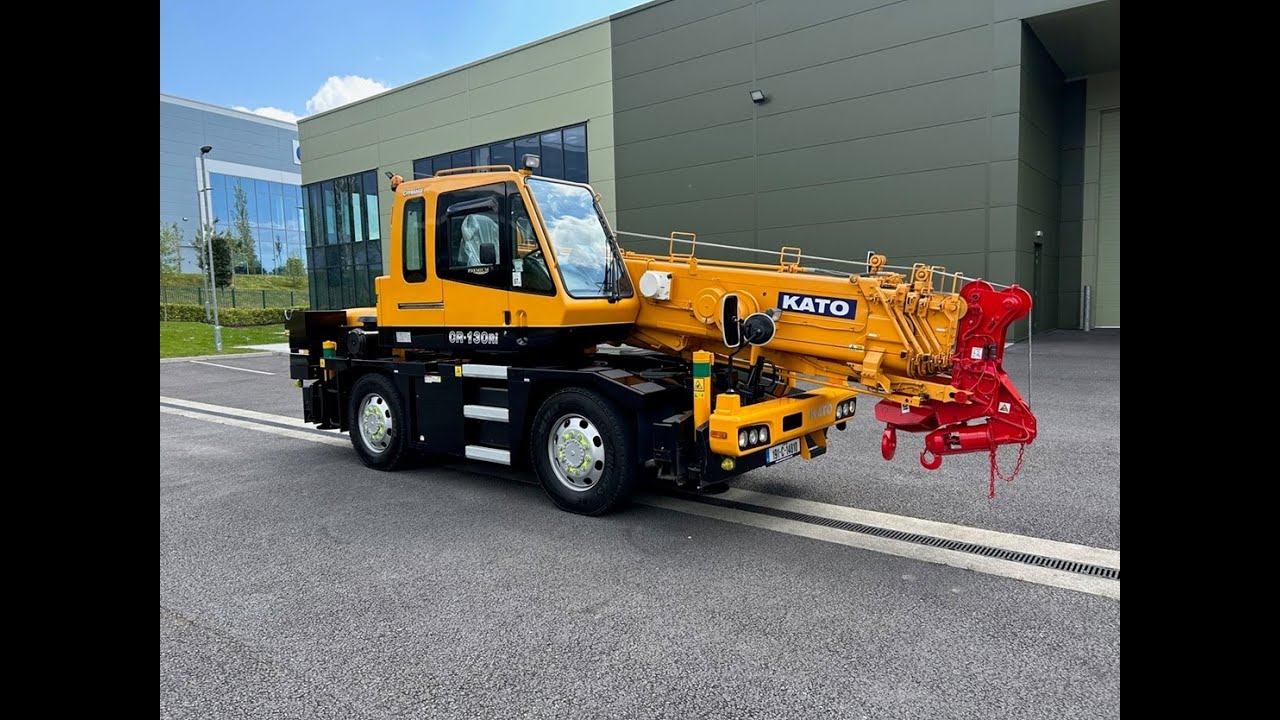 SOLD - 2019 KATO CR-130Ri, Only 24,837 Kms from New