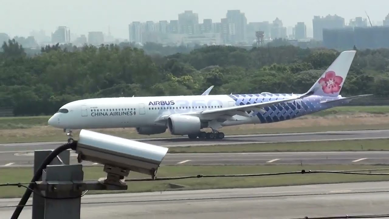 碳纖維彩繪機｜中華航空China Airlines AirBus A350-941XWB B-18918 CI104 TPE-NRT 桃園國際機場05R跑道起飛（2024/03/23）