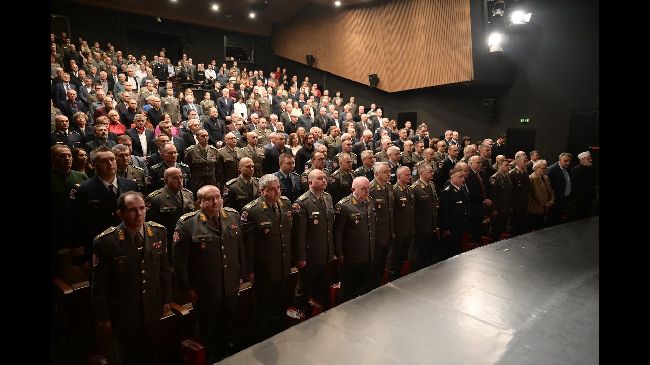 Vek i po Vojnogeografskog instituta