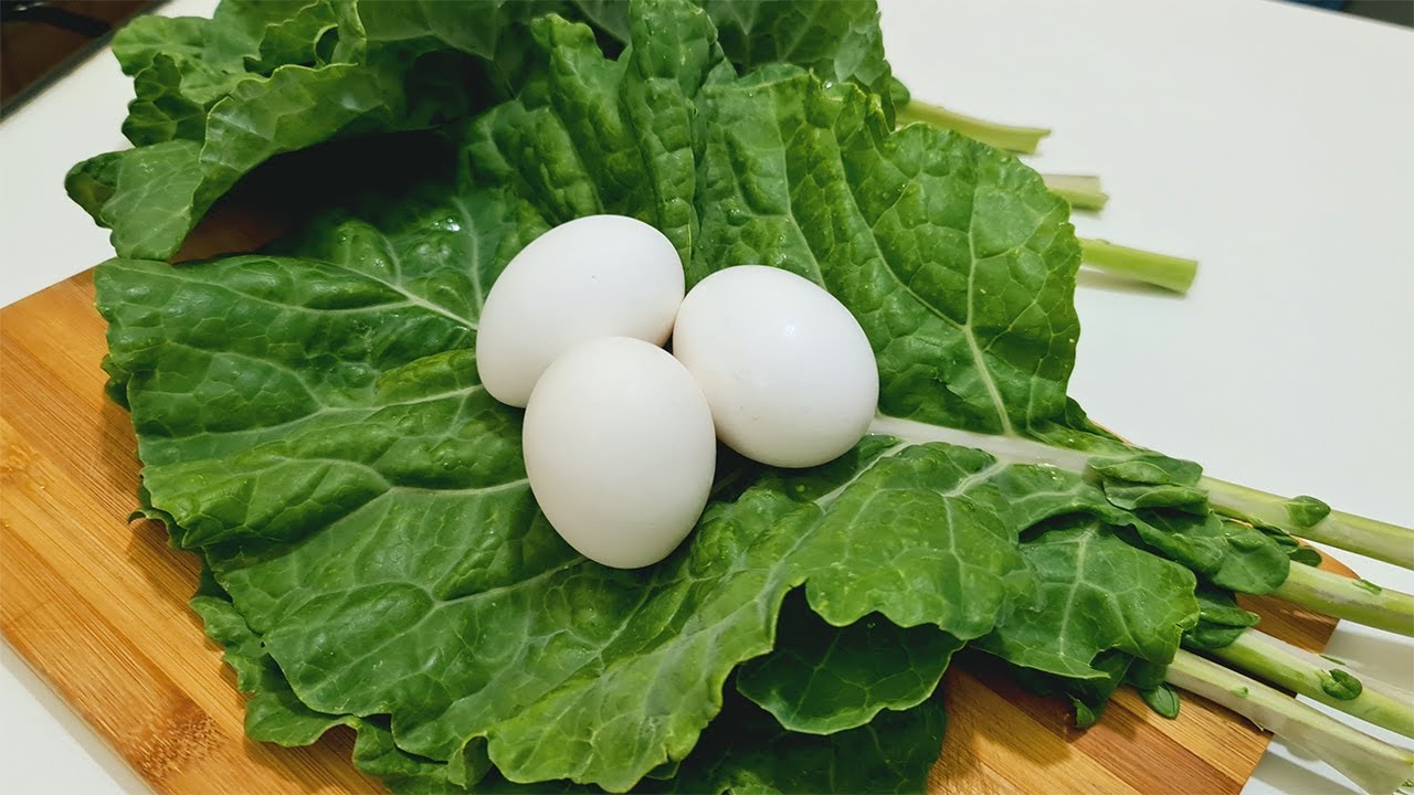 Receita favorita da minha vó um jeito diferente de fazer couve com ovos   😋