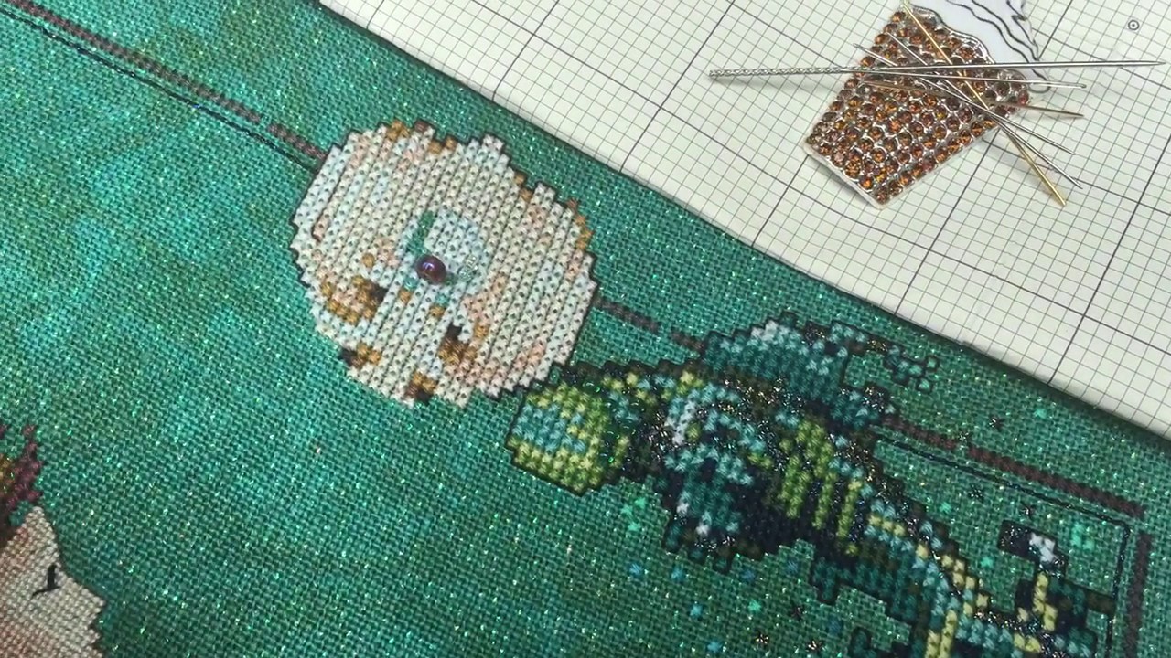 76.Вышивка Крестом. Как я пришиваю бисер на Мирабилиях, закрепляю нить и бэк ститч.