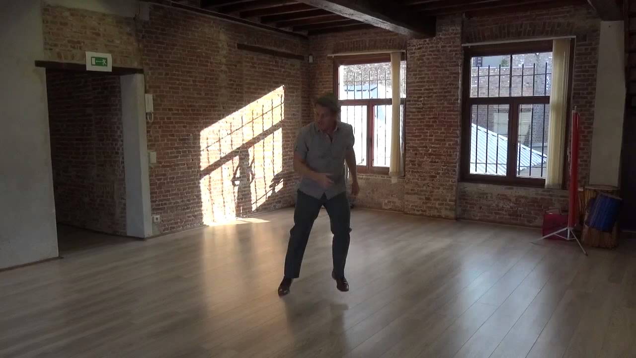 Lindy hop : triple steps exercices with music