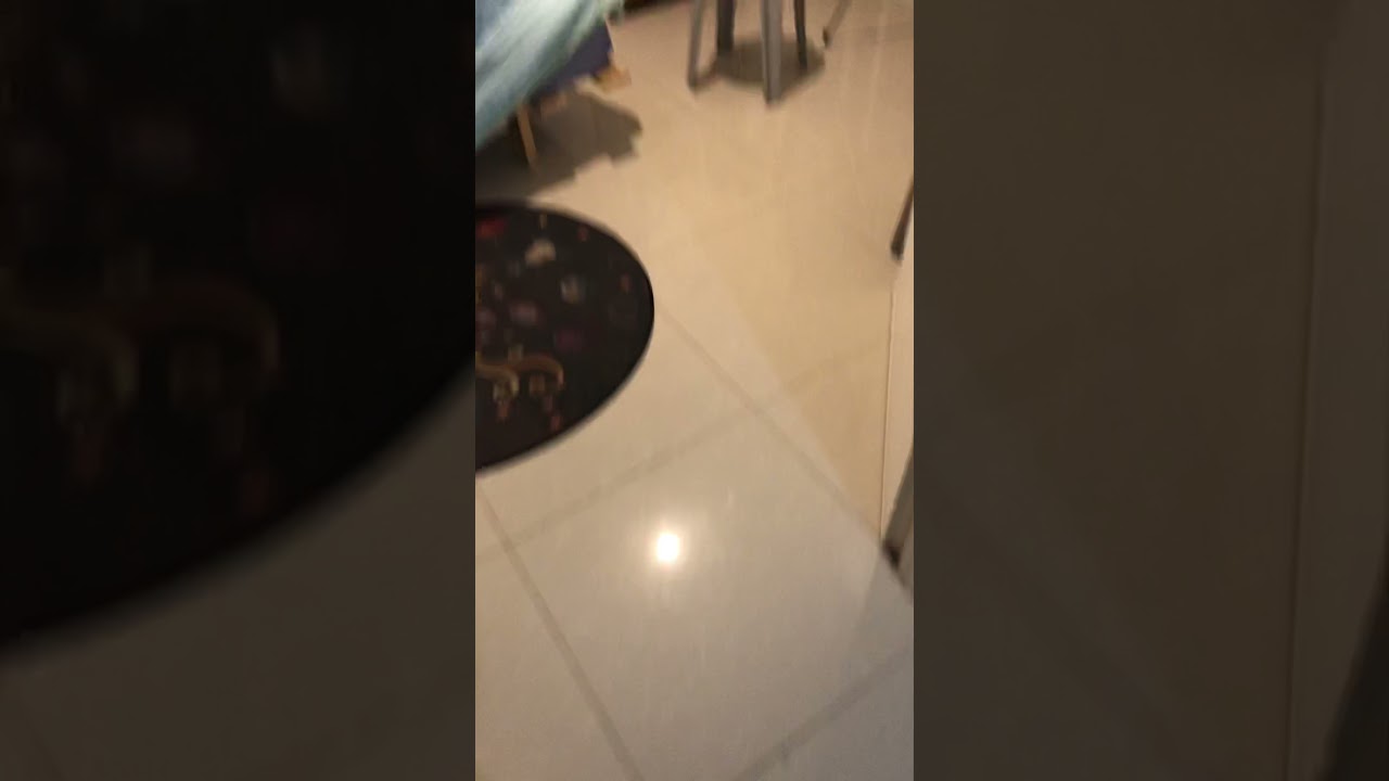 Разница между мальчиком и девочкой:)