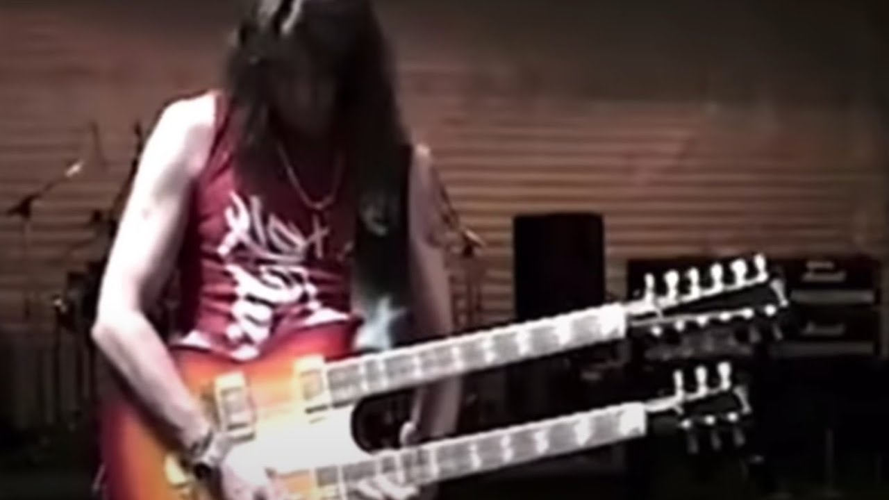 Ace Frehley being the God that he is. 1996 rehearsal 