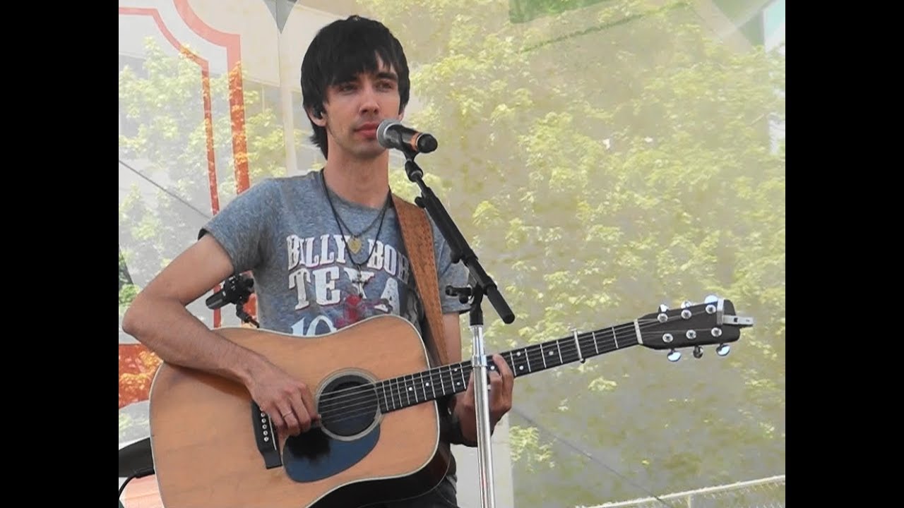 Mo Pitney - Wrong Side Of The World