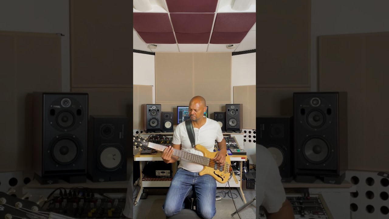 Manot-Thierry Vaton  Rody Cereyon AKA Just Wody bass cover