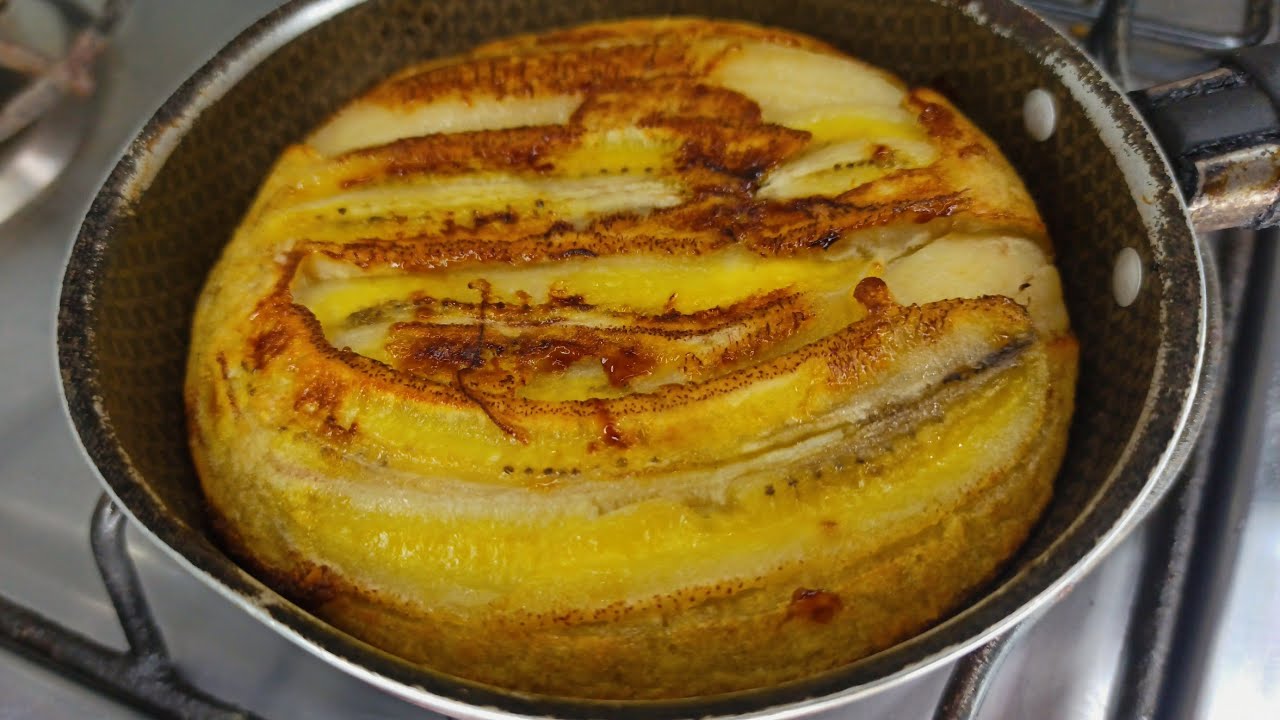 PÃO DE BANANA DE FRIGIDEIRA FEITO COM SÓ 3 INGREDIENTES PRONTO EM 5 MINUTOS PARA O CAFÉ DA MANHÃ 