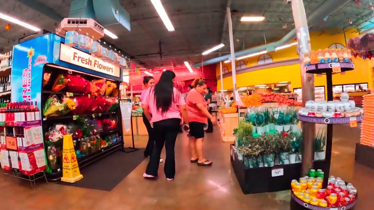 shopping at El Rancho supermercado Fort Worth Texas