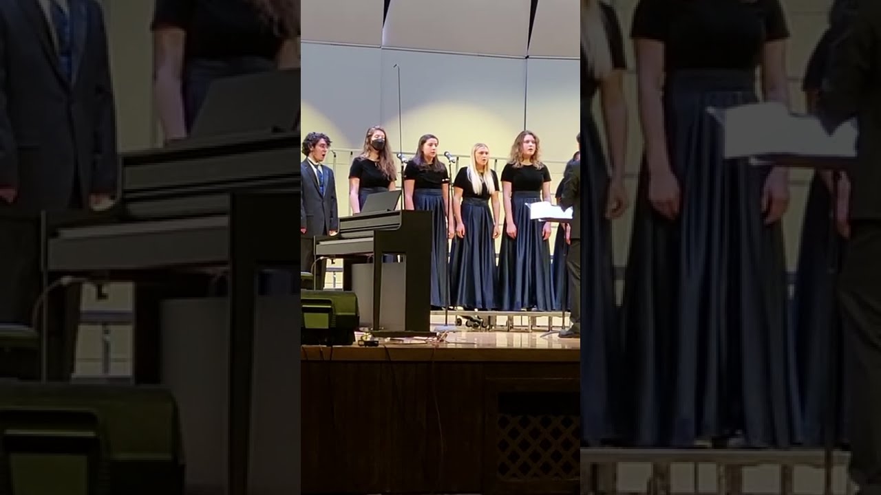 Marlborough High School A Capella Choir ( Runaway by Aurora)