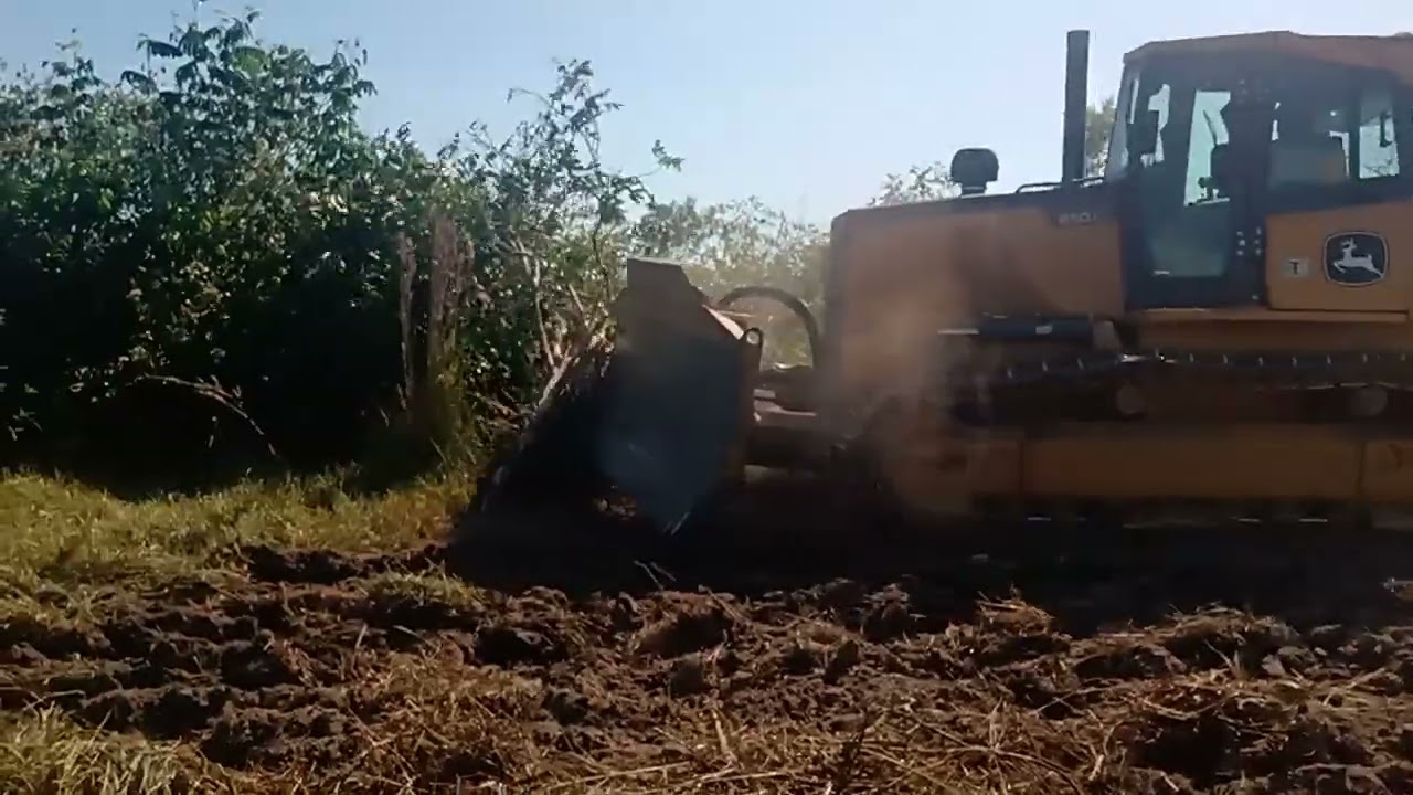Esteira JD 850J na grade 42